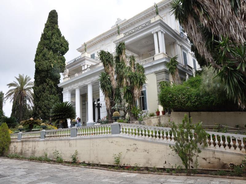 Apostolos & Eleni Family Apartments بيراما المظهر الخارجي الصورة