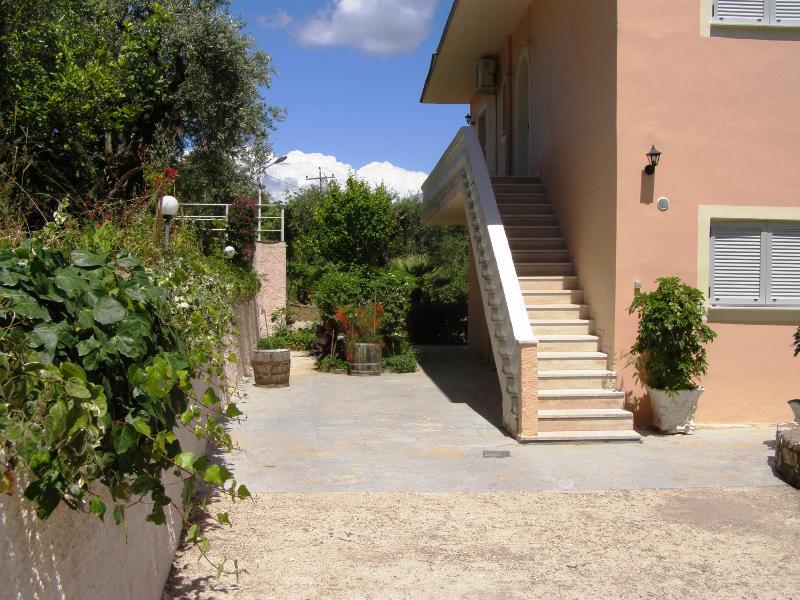 Apostolos & Eleni Family Apartments بيراما المظهر الخارجي الصورة
