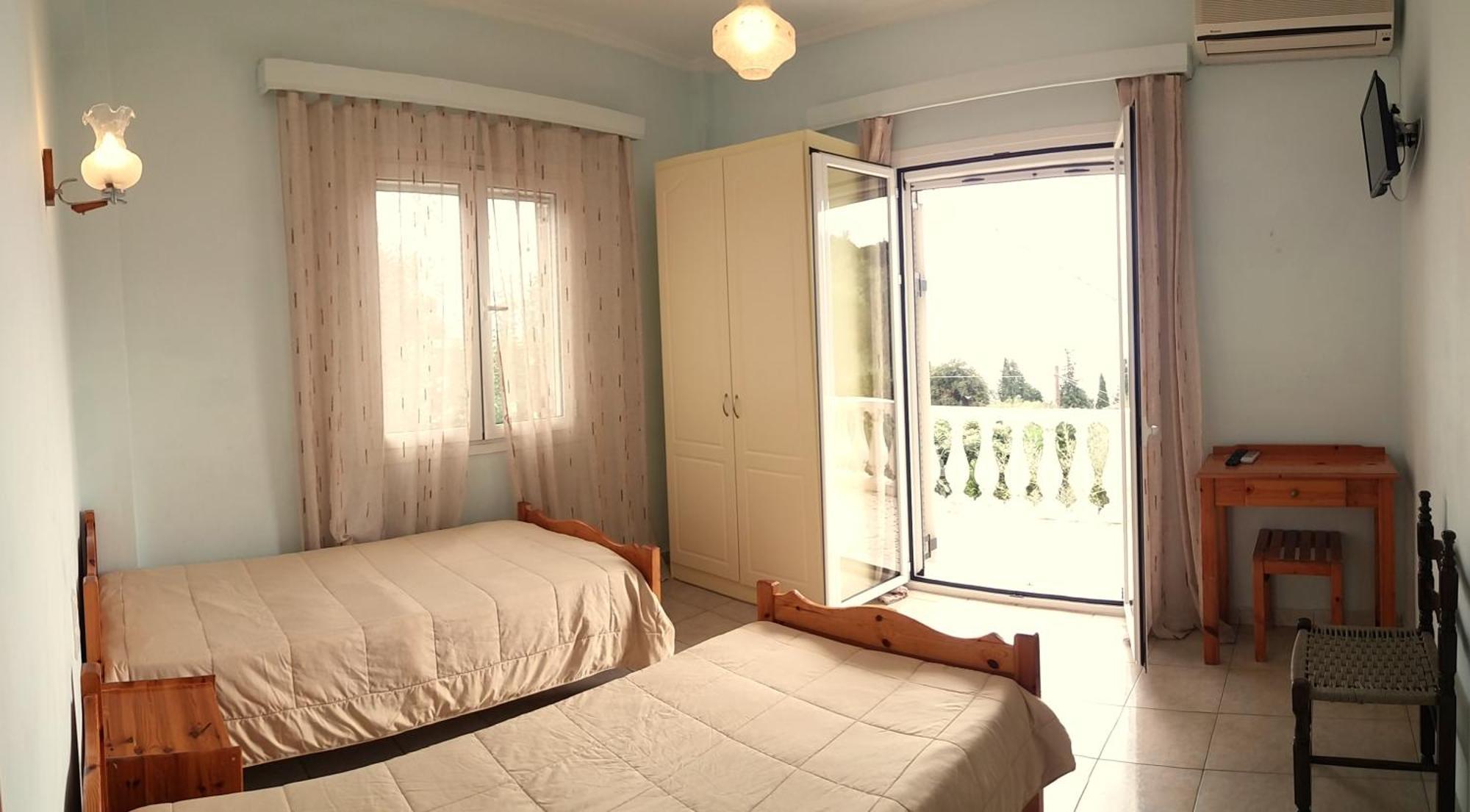 Apostolos & Eleni Family Apartments بيراما المظهر الخارجي الصورة